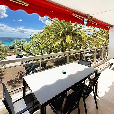 Charming Two Bedrooms, Sea View, Private Parking, Within Walking Distance Cannes